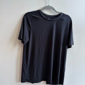 Fabletics Women’s Black Short Sleeve Tee